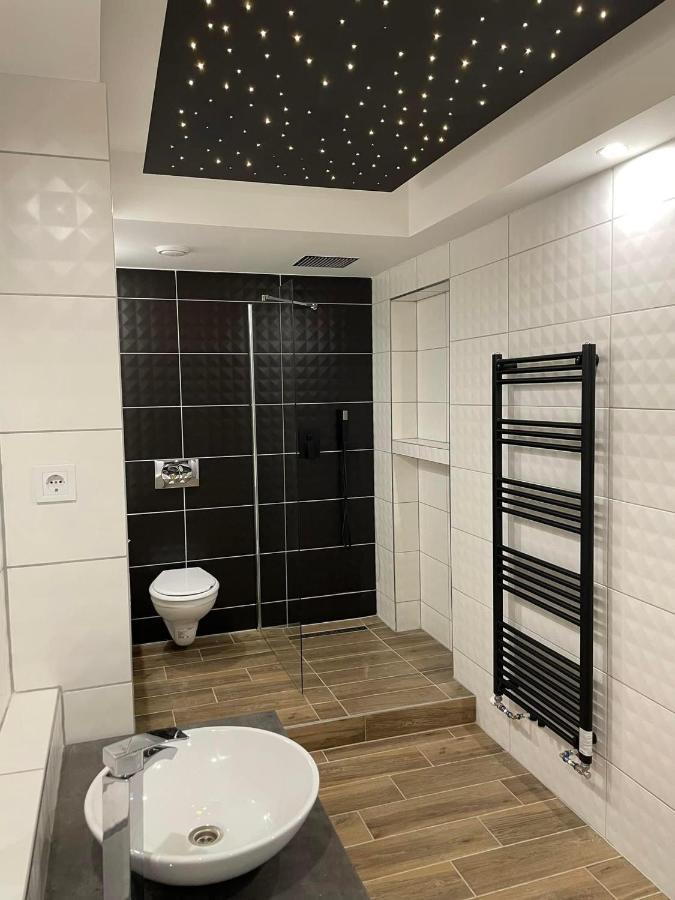 Karos Night Sky Apartamento Zalakaros Exterior foto